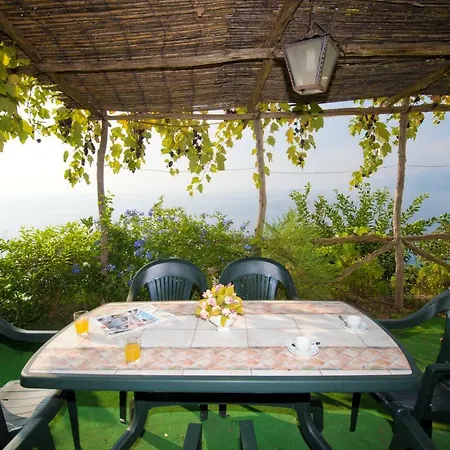 Tatil Evi Casa Li Galli *