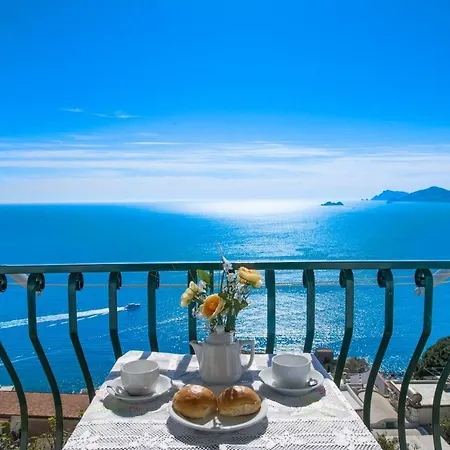 Semesterbostad Casa Li Galli Praiano
